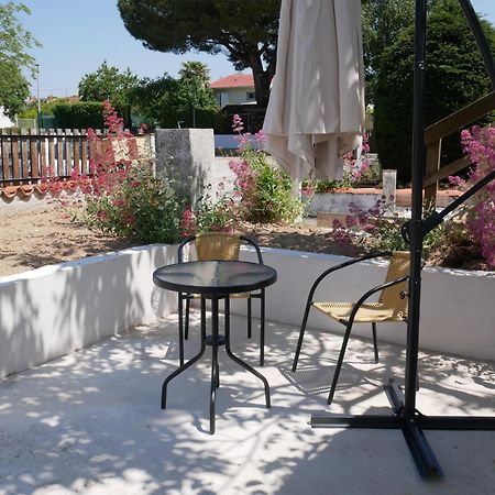 Appartement T2, Au Calme. La Roche-sur-Yon Luaran gambar